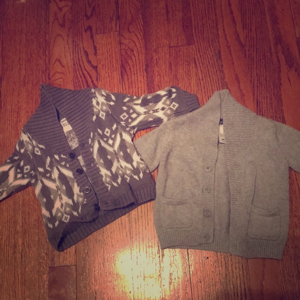 2 grey knit sweaters 6&9 mos
